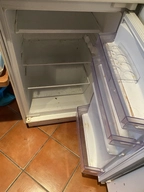 Auf Wunsch gründlich gereinigter Kühlschrank